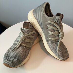 New Balance Cruz V2 Sneakers